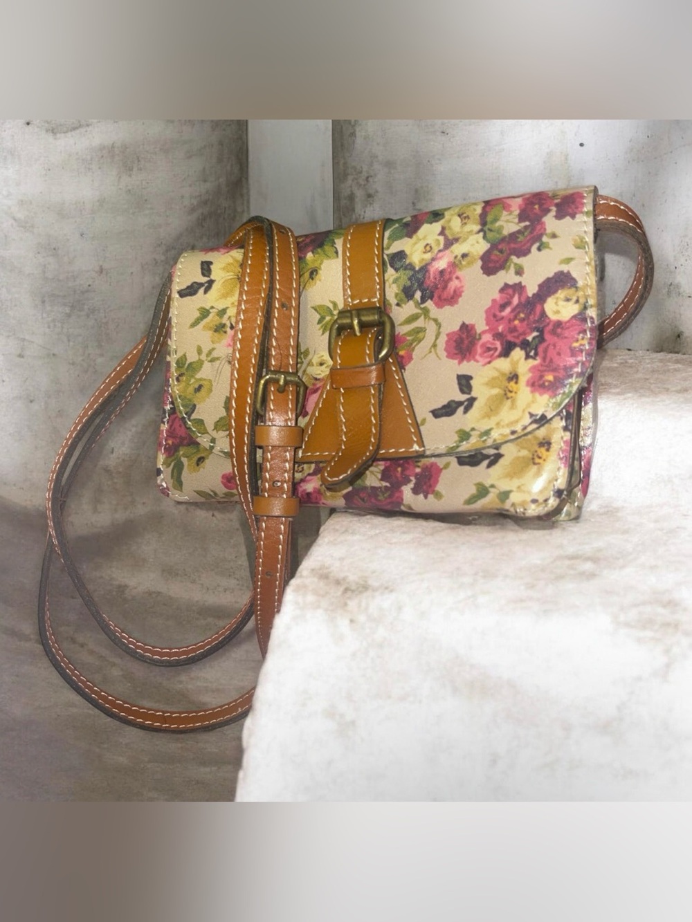 Patricia Nash Torri Crossbody Bag Antique Rose Floral Leather Purse Flap Buckle